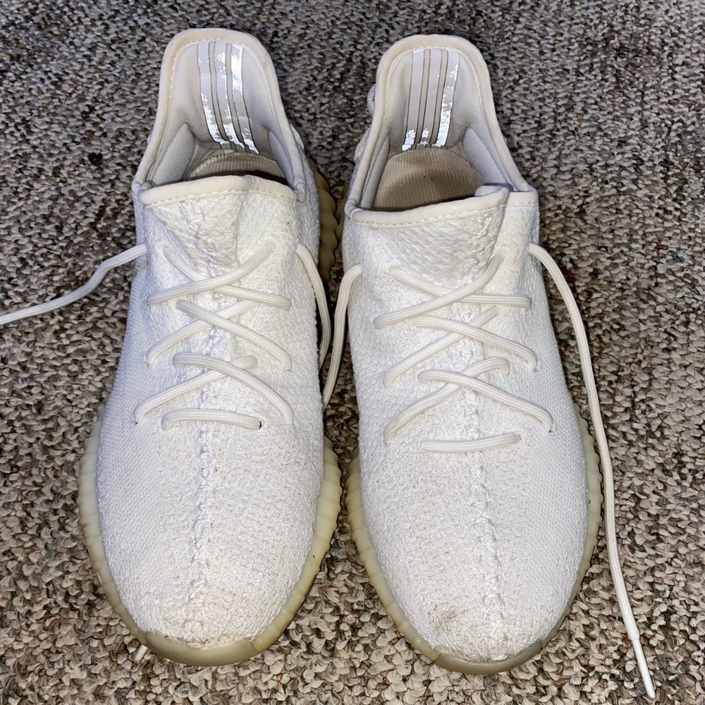 yeezy boost 350 v2 triple white